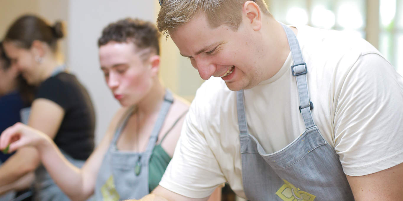 House of Taste | Lớp học nấu ăn Thái thực hành & Tour Chợ